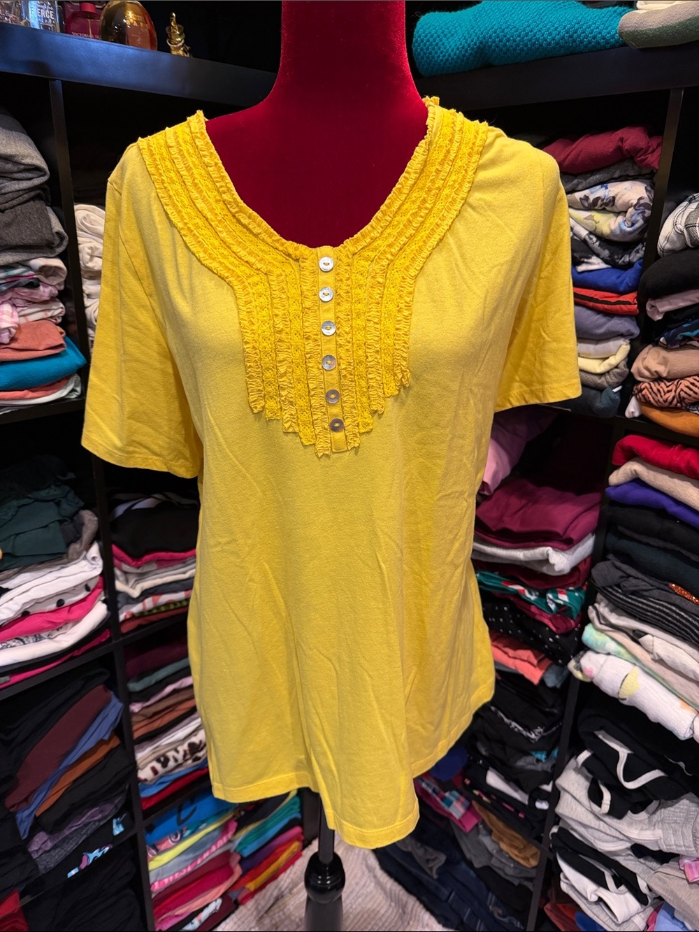 #478. 🪷 yellow tee.  1x